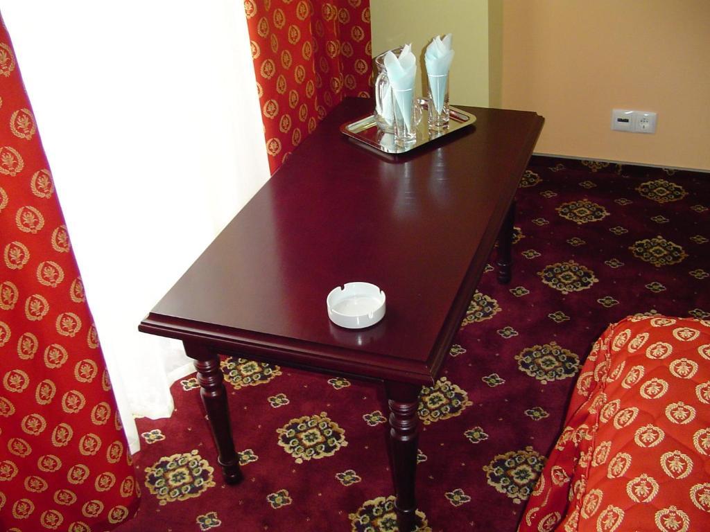 Hotel Europa Ploieşti Rom bilde